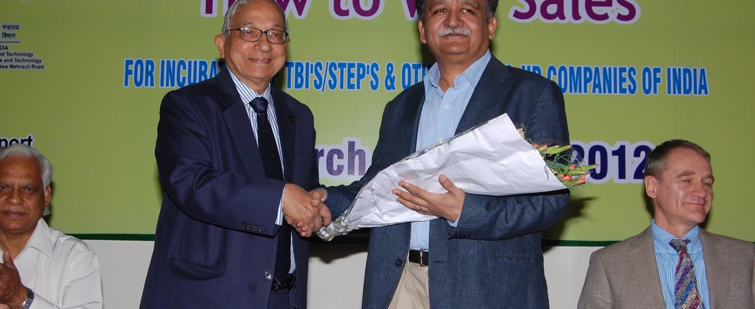 Shr. H.K. Mittal, Head, NSTEDB, DST, GoI, during the inauguration ceremony of Business Development Programme